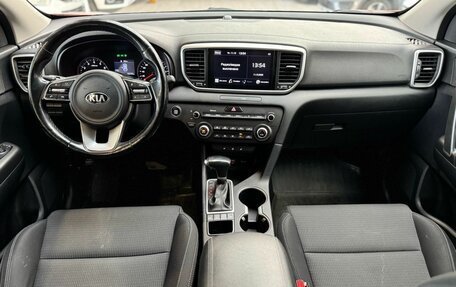 KIA Sportage IV рестайлинг, 2021 год, 2 300 000 рублей, 27 фотография