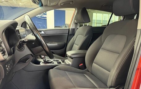 KIA Sportage IV рестайлинг, 2021 год, 2 300 000 рублей, 29 фотография