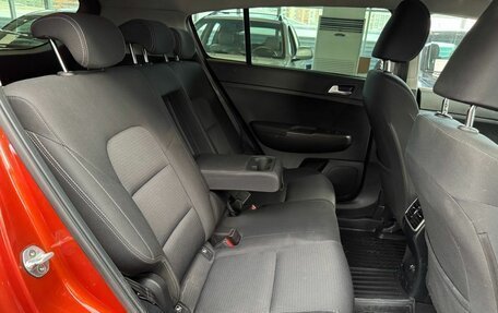 KIA Sportage IV рестайлинг, 2021 год, 2 300 000 рублей, 32 фотография