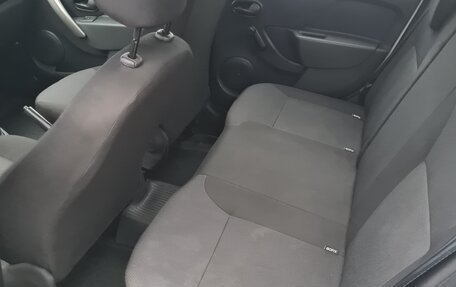 Renault Logan II, 2020 год, 980 000 рублей, 9 фотография