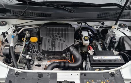 Renault Logan II, 2020 год, 980 000 рублей, 12 фотография