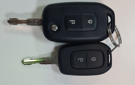 Renault Logan II, 2020 год, 980 000 рублей, 17 фотография