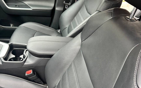 Toyota RAV4, 2021 год, 3 800 000 рублей, 11 фотография