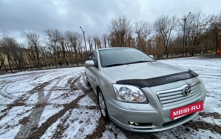 Toyota Avensis III рестайлинг, 2006 год, 750 000 рублей, 2 фотография