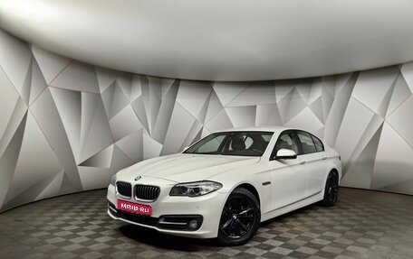 BMW 5 серия, 2015 год, 2 450 000 рублей, 1 фотография