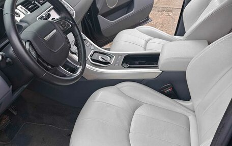 Land Rover Range Rover Evoque II, 2018 год, 2 450 000 рублей, 10 фотография