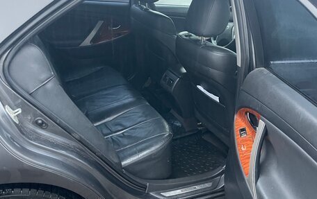 Toyota Camry, 2011 год, 1 250 000 рублей, 6 фотография