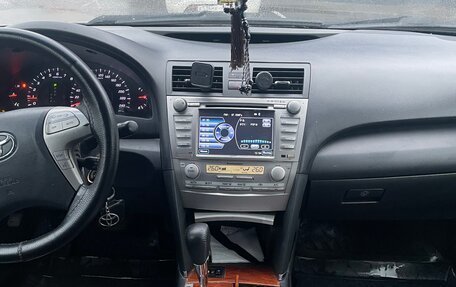 Toyota Camry, 2011 год, 1 250 000 рублей, 8 фотография