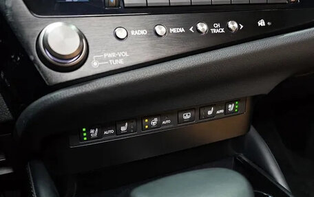 Lexus ES VII, 2023 год, 7 830 400 рублей, 16 фотография