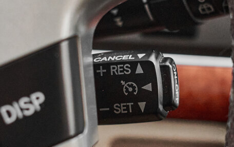 Toyota Land Cruiser 200, 2012 год, 3 171 000 рублей, 14 фотография