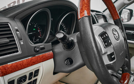 Toyota Land Cruiser 200, 2012 год, 3 171 000 рублей, 11 фотография