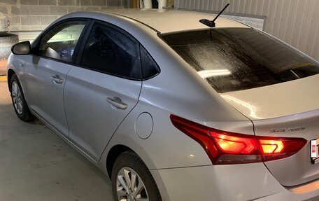 Hyundai Solaris II рестайлинг, 2021 год, 1 590 000 рублей, 3 фотография