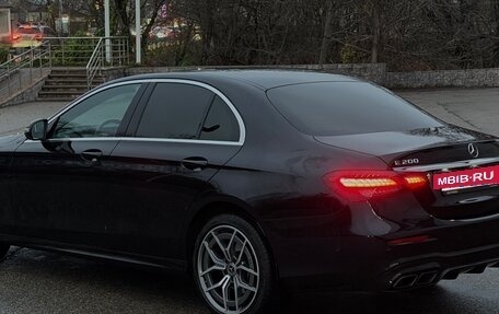 Mercedes-Benz E-Класс, 2021 год, 5 500 000 рублей, 6 фотография