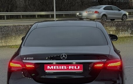 Mercedes-Benz E-Класс, 2021 год, 5 500 000 рублей, 5 фотография