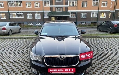 Skoda Superb III рестайлинг, 2009 год, 850 000 рублей, 11 фотография