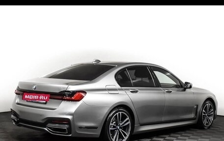 BMW 7 серия, 2019 год, 5 550 000 рублей, 12 фотография