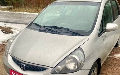 Honda Jazz I рестайлинг, 2006 год, 600 000 рублей, 1 фотография