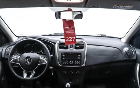 Renault Logan II, 2019 год, 999 000 рублей, 18 фотография