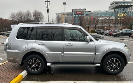 Mitsubishi Pajero IV, 2011 год, 2 200 000 рублей, 34 фотография