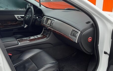 Jaguar XF I рестайлинг, 2011 год, 1 570 000 рублей, 23 фотография