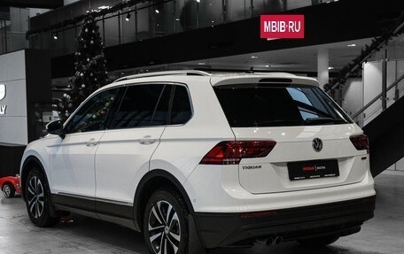 Volkswagen Tiguan II, 2019 год, 2 355 000 рублей, 6 фотография