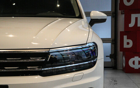 Volkswagen Tiguan II, 2019 год, 2 355 000 рублей, 19 фотография