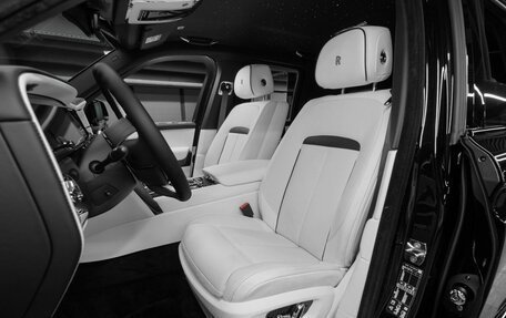 Rolls-Royce Cullinan, 2025 год, 79 000 000 рублей, 11 фотография