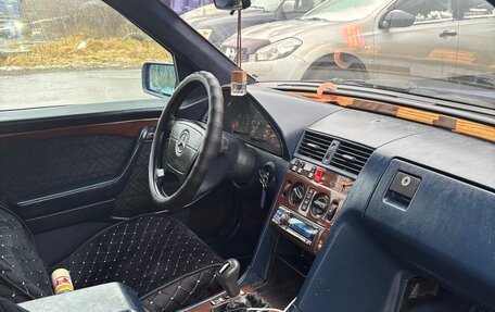 Mercedes-Benz C-Класс, 1993 год, 370 000 рублей, 12 фотография