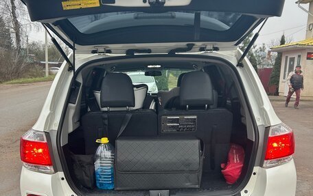 Toyota Highlander III, 2012 год, 1 450 000 рублей, 9 фотография