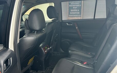 Toyota Highlander III, 2012 год, 1 450 000 рублей, 5 фотография