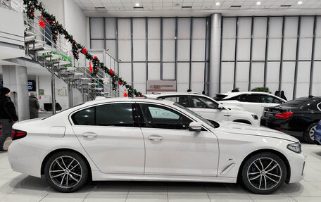 BMW 5 серия, 2022 год, 4 985 000 рублей, 4 фотография