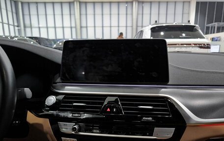 BMW 5 серия, 2022 год, 4 985 000 рублей, 15 фотография