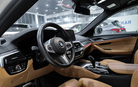 BMW 5 серия, 2022 год, 4 985 000 рублей, 17 фотография