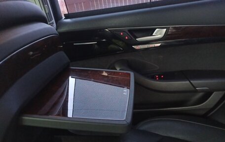 Audi A8, 2012 год, 1 950 000 рублей, 9 фотография