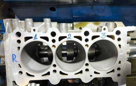 Audi A8, 2012 год, 1 950 000 рублей, 13 фотография