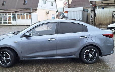 KIA Rio IV, 2020 год, 1 620 000 рублей, 2 фотография