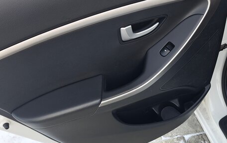 Hyundai i30 II рестайлинг, 2015 год, 1 350 000 рублей, 13 фотография