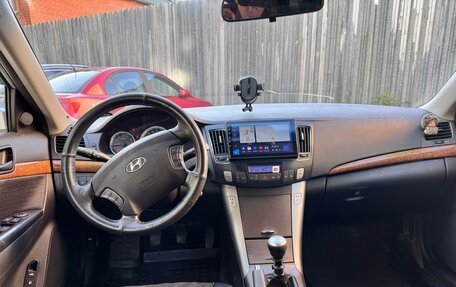 Hyundai Sonata VI, 2009 год, 590 000 рублей, 9 фотография