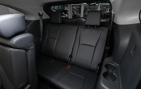 Toyota Highlander, 2025 год, 6 100 000 рублей, 15 фотография