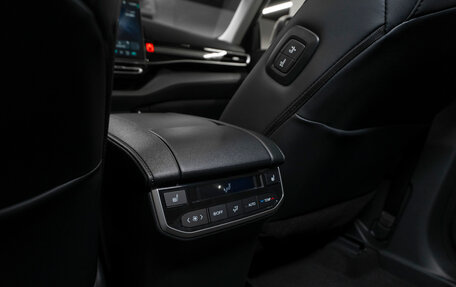 Toyota Highlander, 2025 год, 6 100 000 рублей, 16 фотография