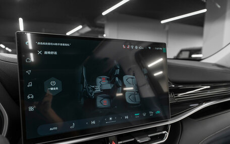 Toyota Highlander, 2025 год, 6 100 000 рублей, 25 фотография