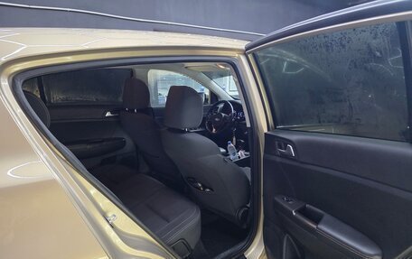 KIA Sportage IV рестайлинг, 2018 год, 2 300 000 рублей, 9 фотография