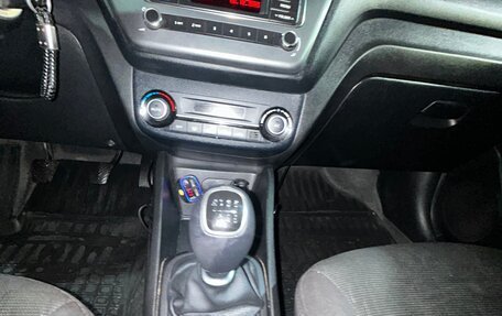 KIA Rio III рестайлинг, 2015 год, 1 200 000 рублей, 10 фотография