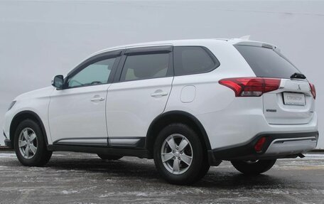 Mitsubishi Outlander III рестайлинг 3, 2019 год, 2 030 000 рублей, 7 фотография