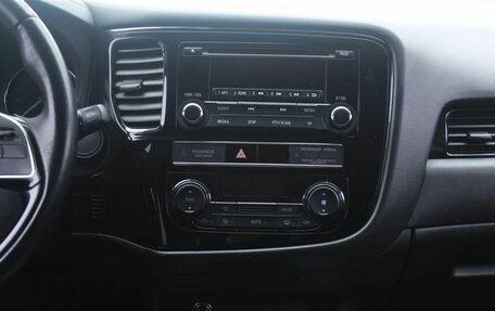 Mitsubishi Outlander III рестайлинг 3, 2019 год, 2 030 000 рублей, 16 фотография