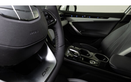 Geely Atlas, 2024 год, 3 930 157 рублей, 39 фотография