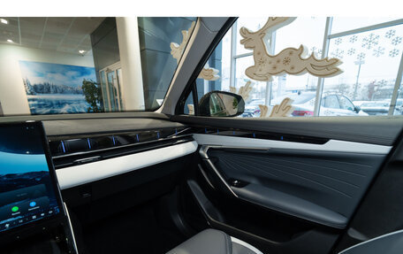 Geely Atlas, 2025 год, 4 092 535 рублей, 14 фотография