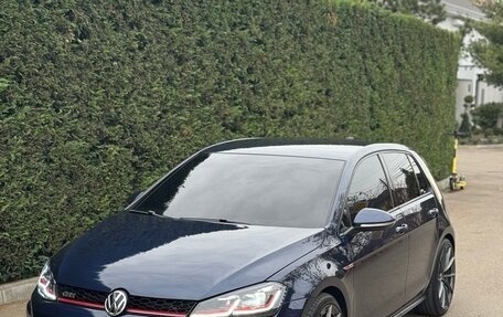 Volkswagen Golf GTI VII, 2017 год, 2 100 000 рублей, 1 фотография