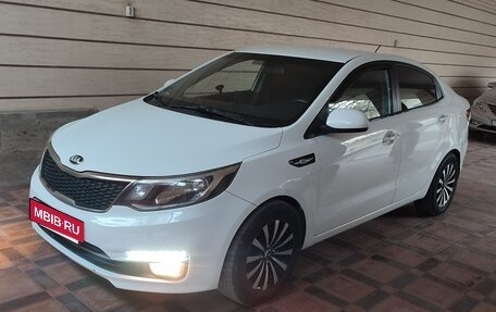 KIA Rio III рестайлинг, 2016 год, 850 000 рублей, 5 фотография