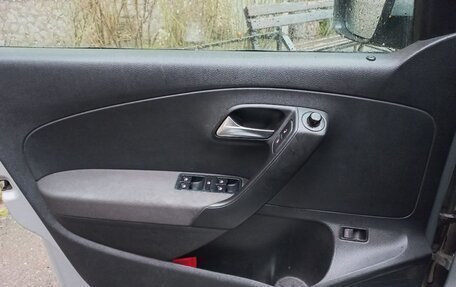 Volkswagen Polo VI (EU Market), 2013 год, 350 000 рублей, 14 фотография